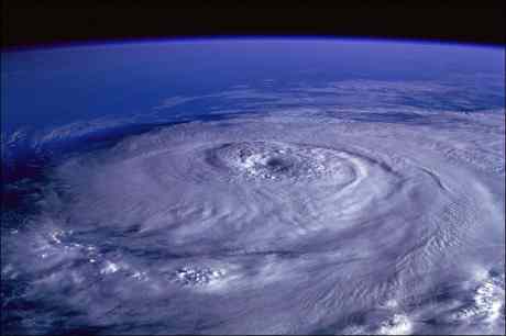 Ein grfährlicher Hurrican vom All aus fotografiert